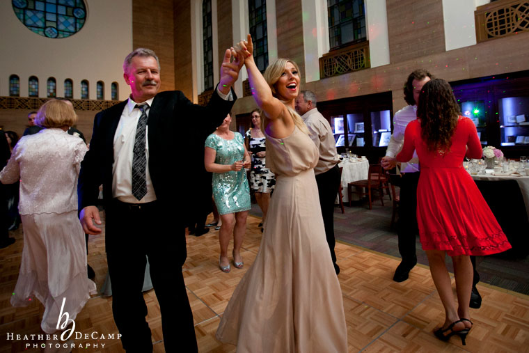 Heather DeCamp is a chicago wedding photographer