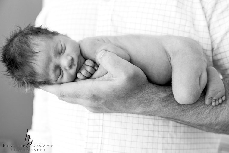 Heather DeCamp is a Chicago newborn Photographer