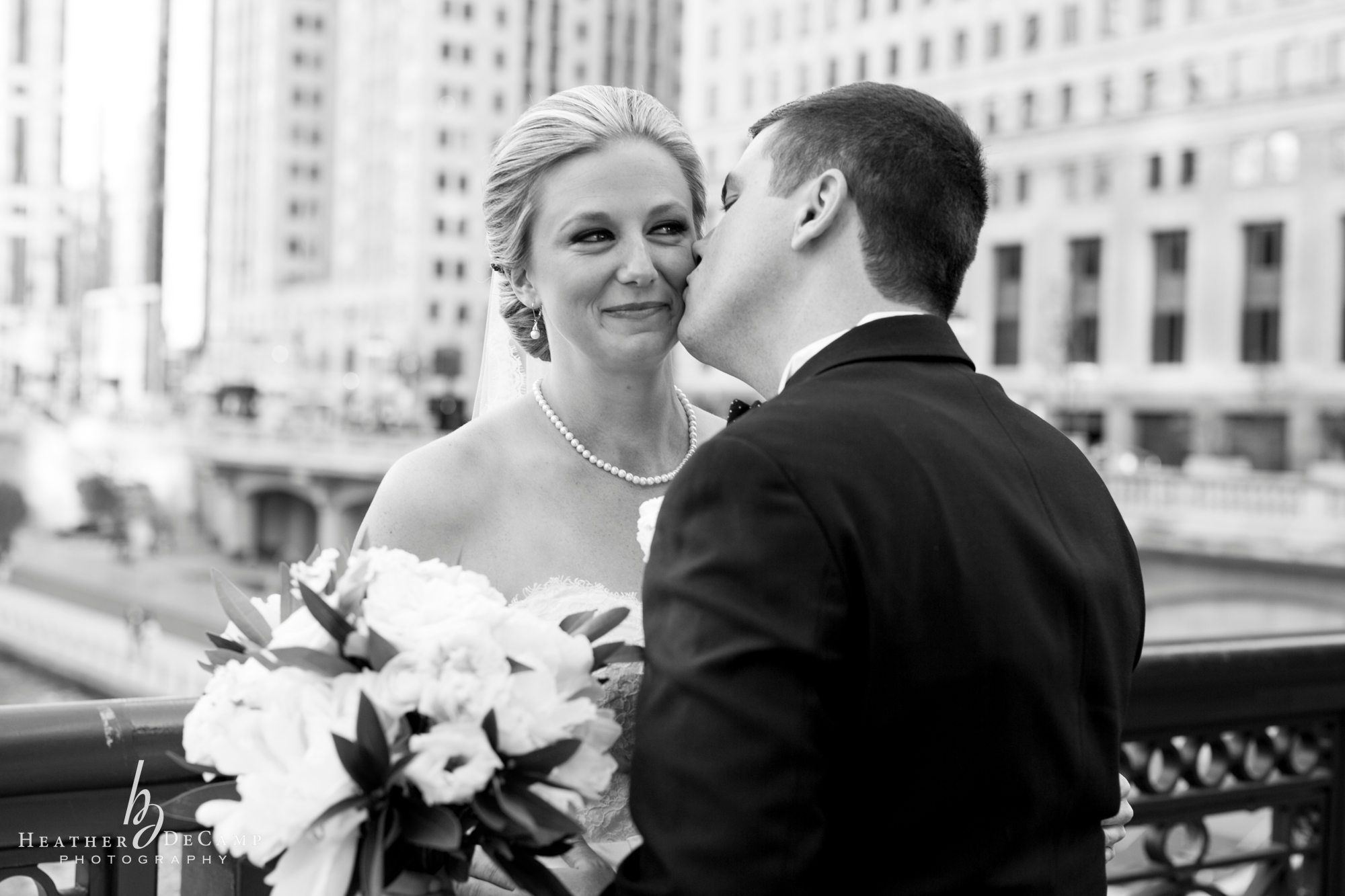 Riverwalk chicago wedding photos