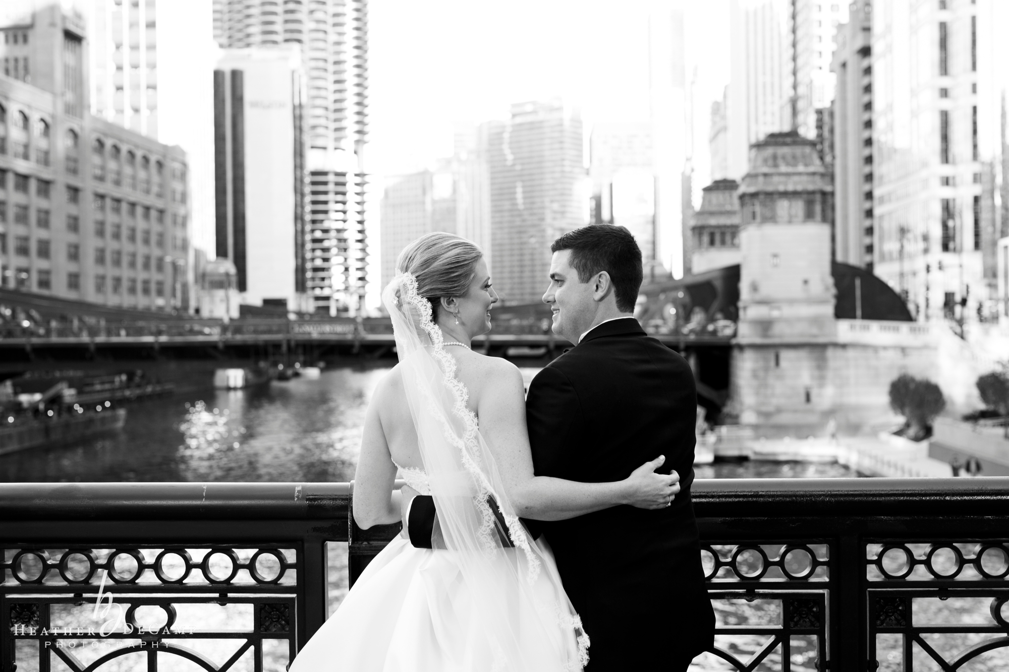 Riverwalk chicago wedding photos