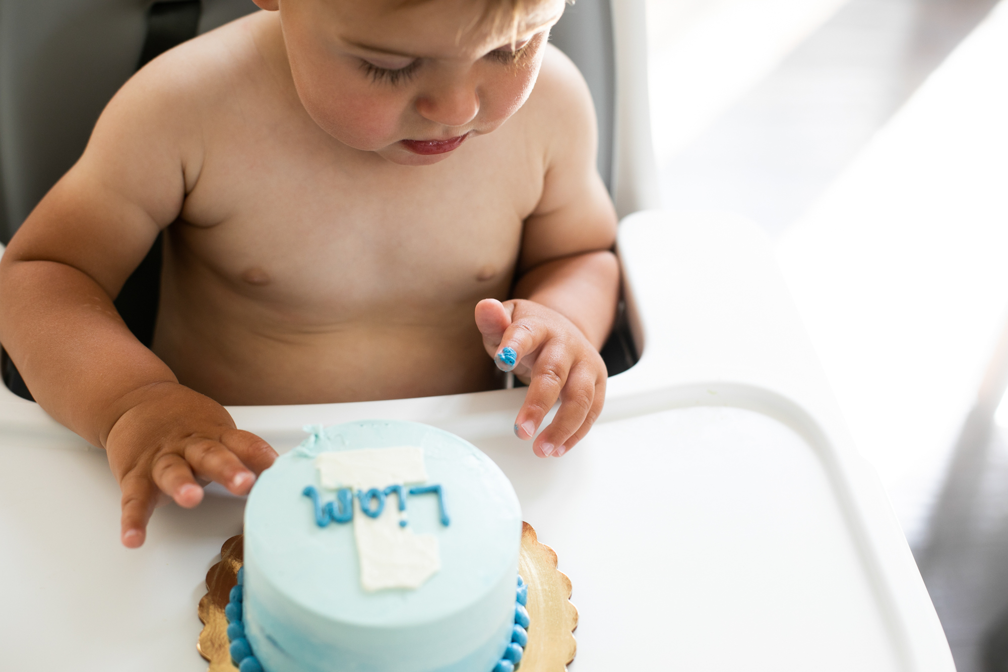 baby with birthday cake venice